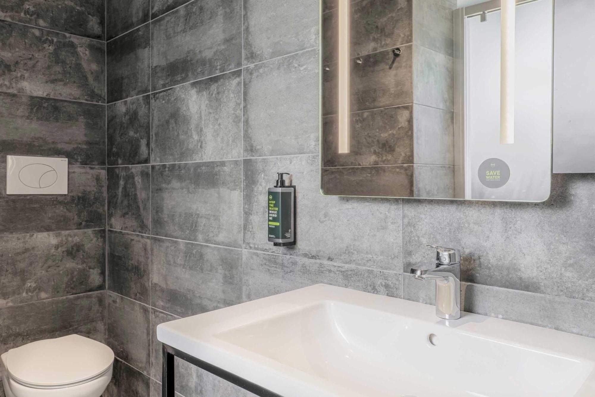 B&B Hotel Prato City Center 外观 照片