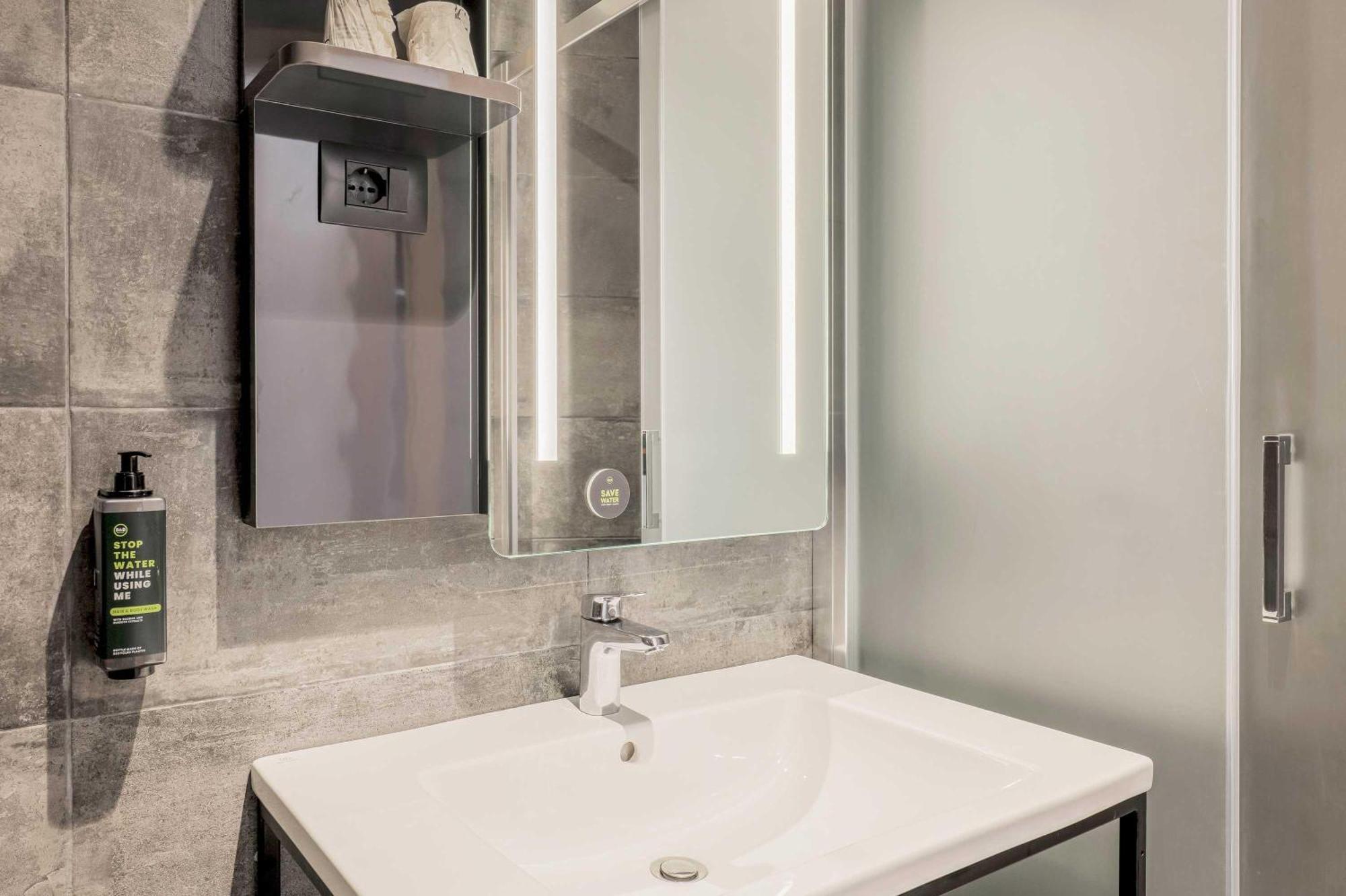 B&B Hotel Prato City Center 外观 照片